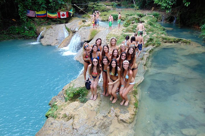 Tours-Blue-Hole-EB3a